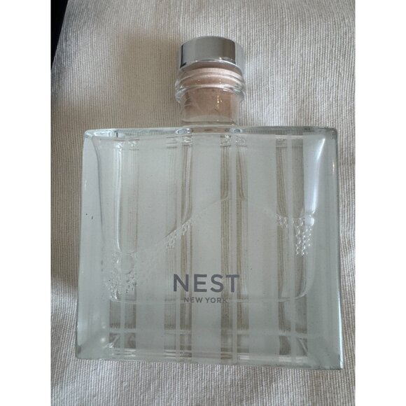 NIB Nest New York Rattan Glass Ocean Mist & Sea Salt Air Freshener Reed Diffuser - Picture 8 of 12